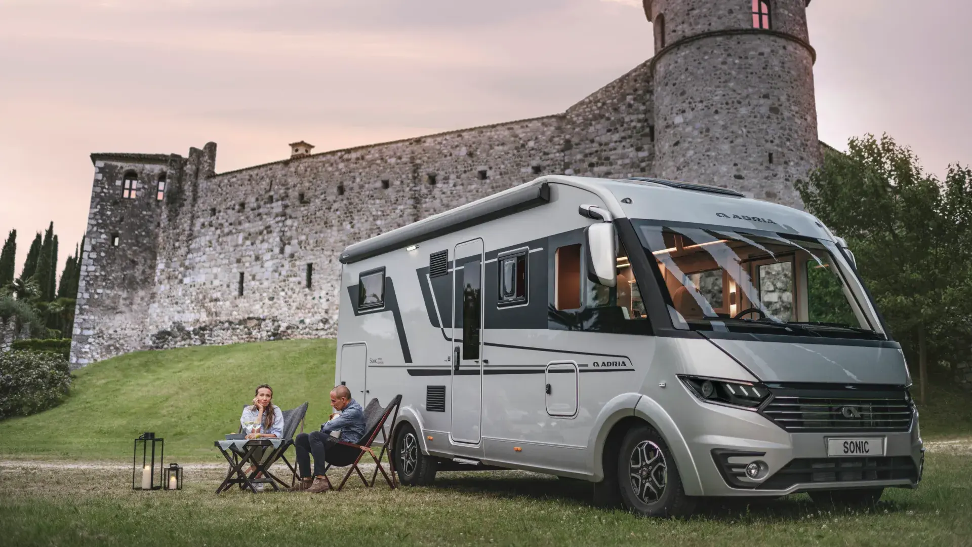Adria Sonic Motokaravan