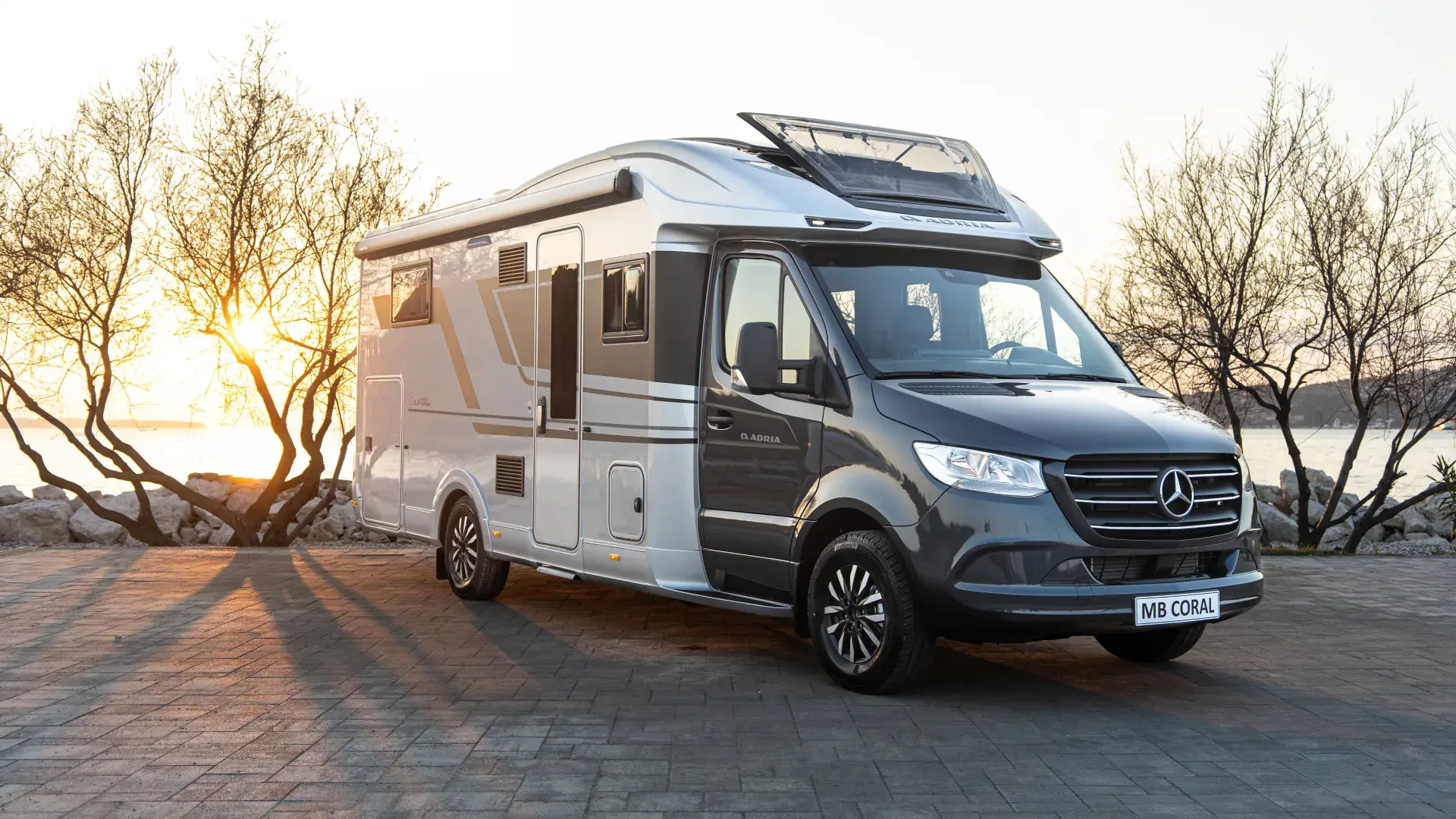 Adria Coral Motokaravan