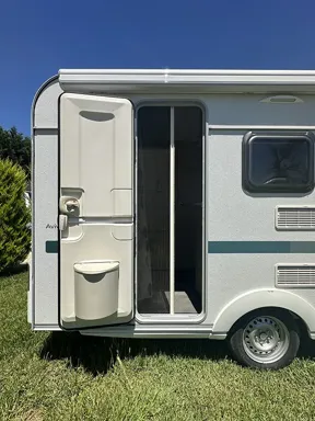 ADRIA AVIVA 360 DD ÇEKME KARAVAN — fotoğraf 5/17