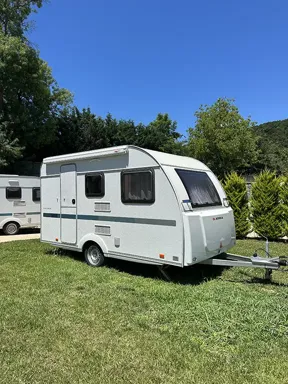 ADRIA AVIVA 360 DD ÇEKME KARAVAN