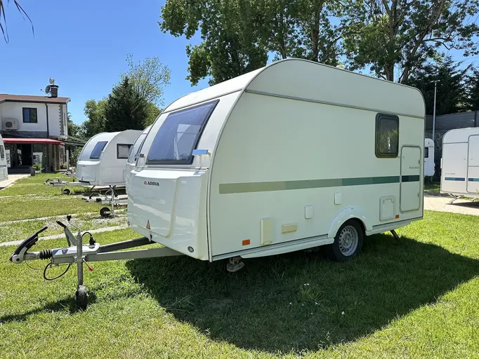 ADRIA AVIVA 360 DK ÇEKME KARAVAN — fotoğraf 3/15